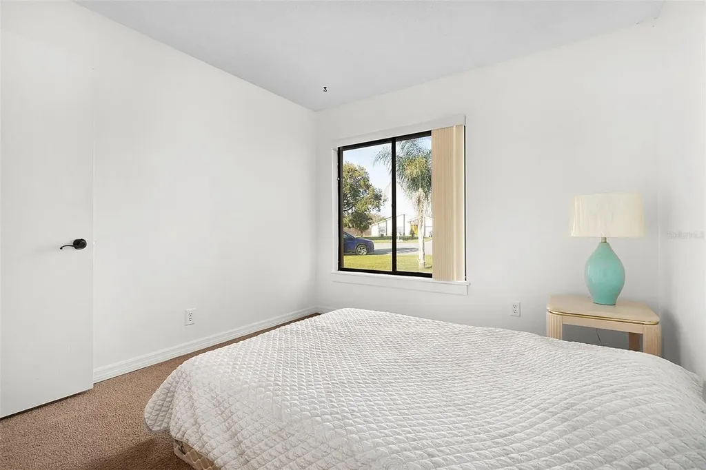 712 E Flag Way Kissimmee FL 34759