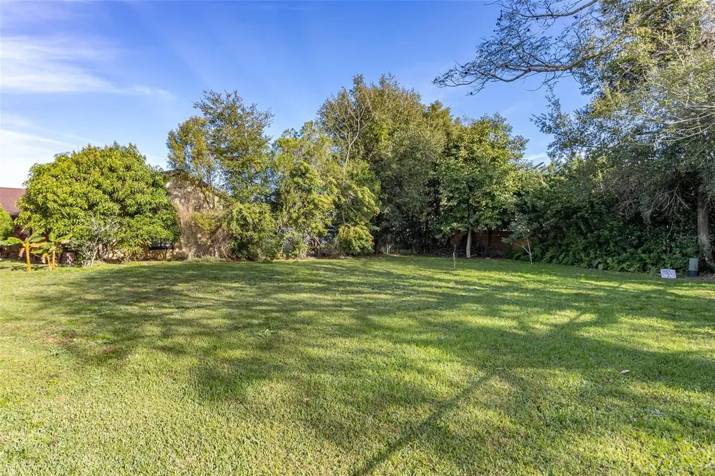 712 E Flag Way Kissimmee FL 34759