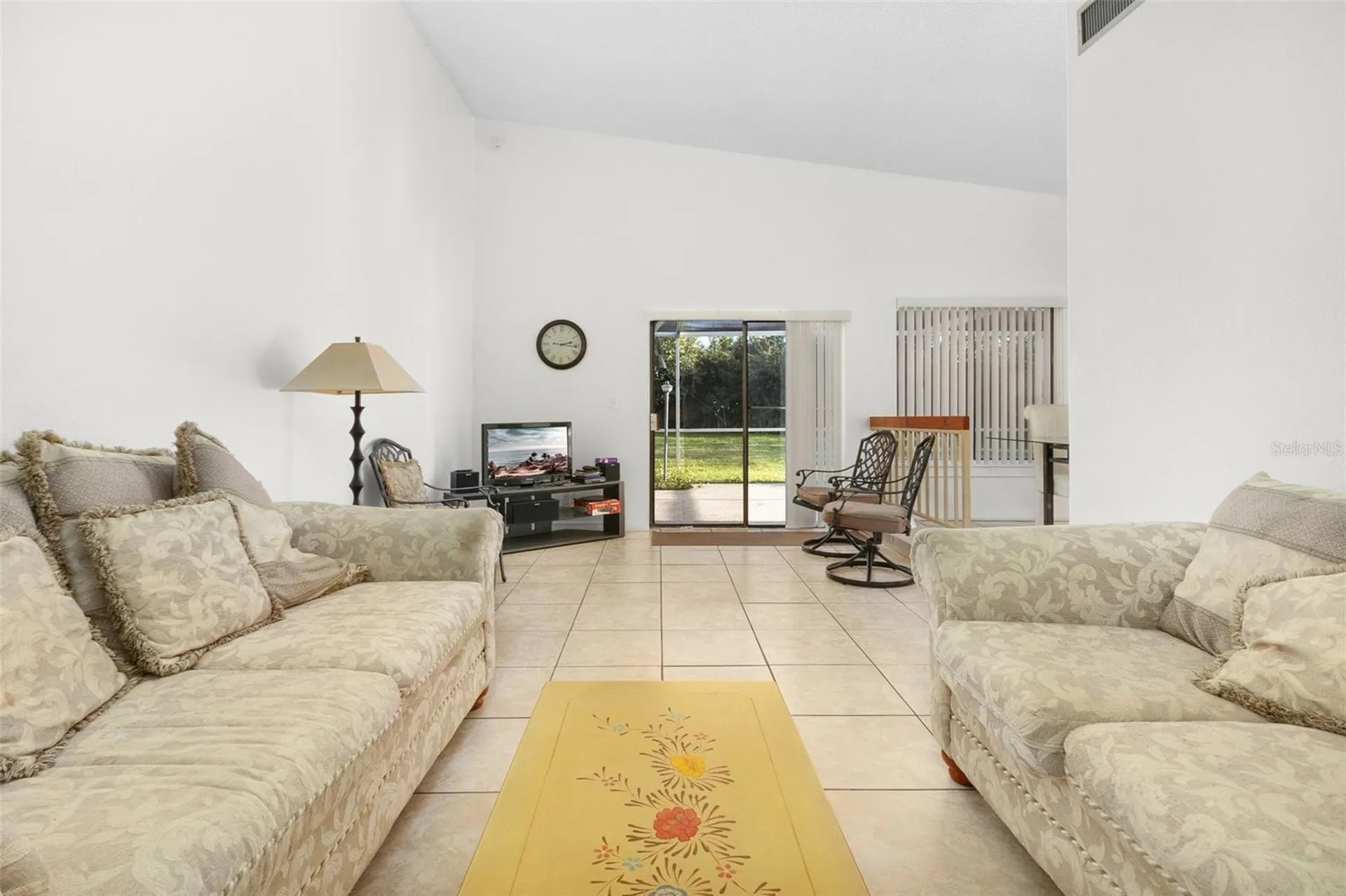 712 E Flag Way Kissimmee FL 34759