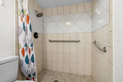712 E Flag Way Kissimmee FL 34759