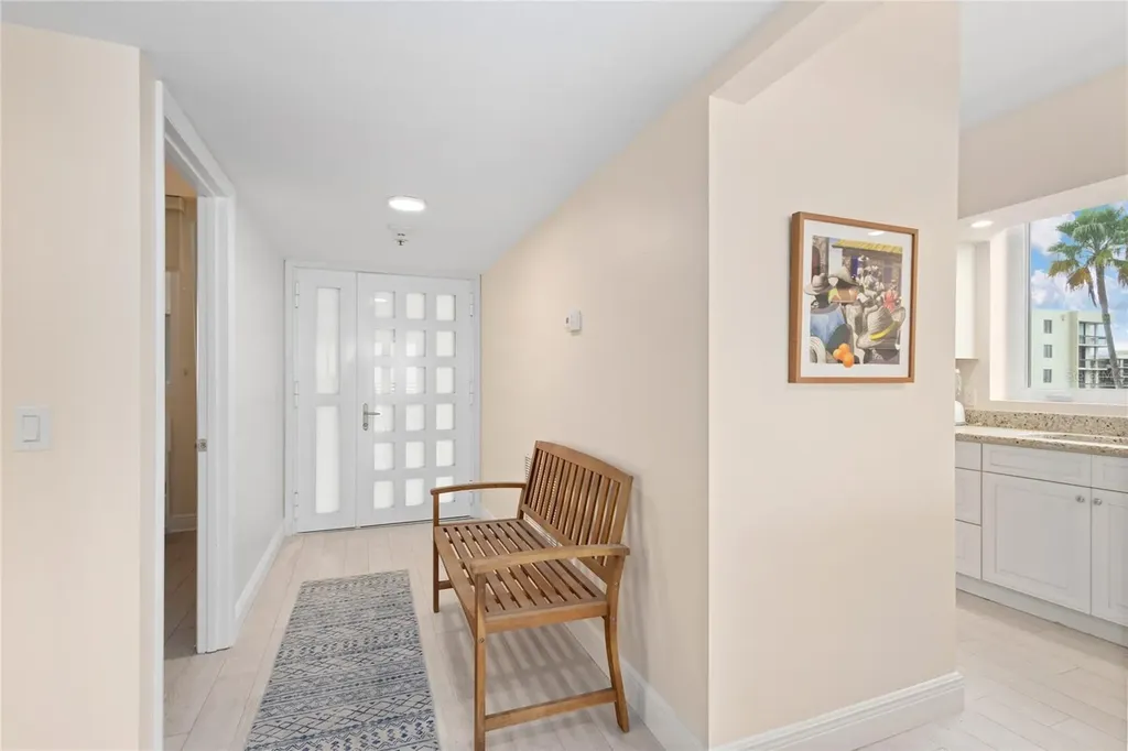 1145 Gulf Of Mexico Drive Longboat Key FL 34228