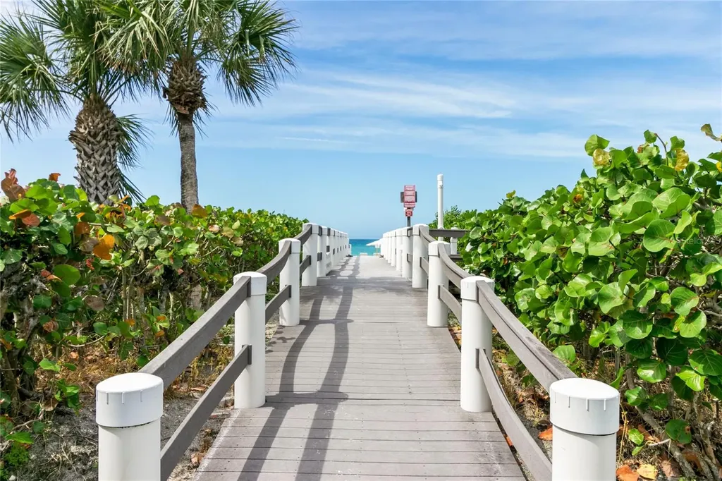 1145 Gulf Of Mexico Drive Longboat Key FL 34228