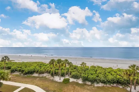 1145 Gulf Of Mexico Drive Longboat Key FL 34228