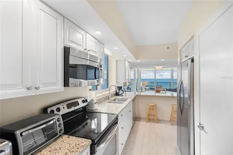 1145 Gulf Of Mexico Drive Longboat Key FL 34228