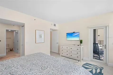 1145 Gulf Of Mexico Drive Longboat Key FL 34228