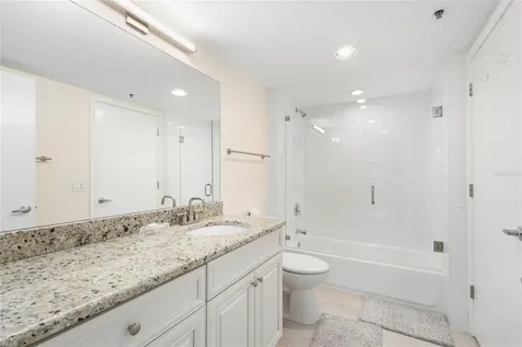 1145 Gulf Of Mexico Drive Longboat Key FL 34228