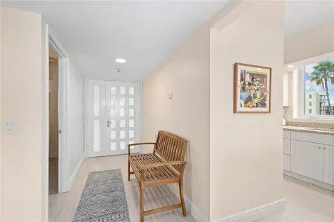 1145 Gulf Of Mexico Drive Longboat Key FL 34228