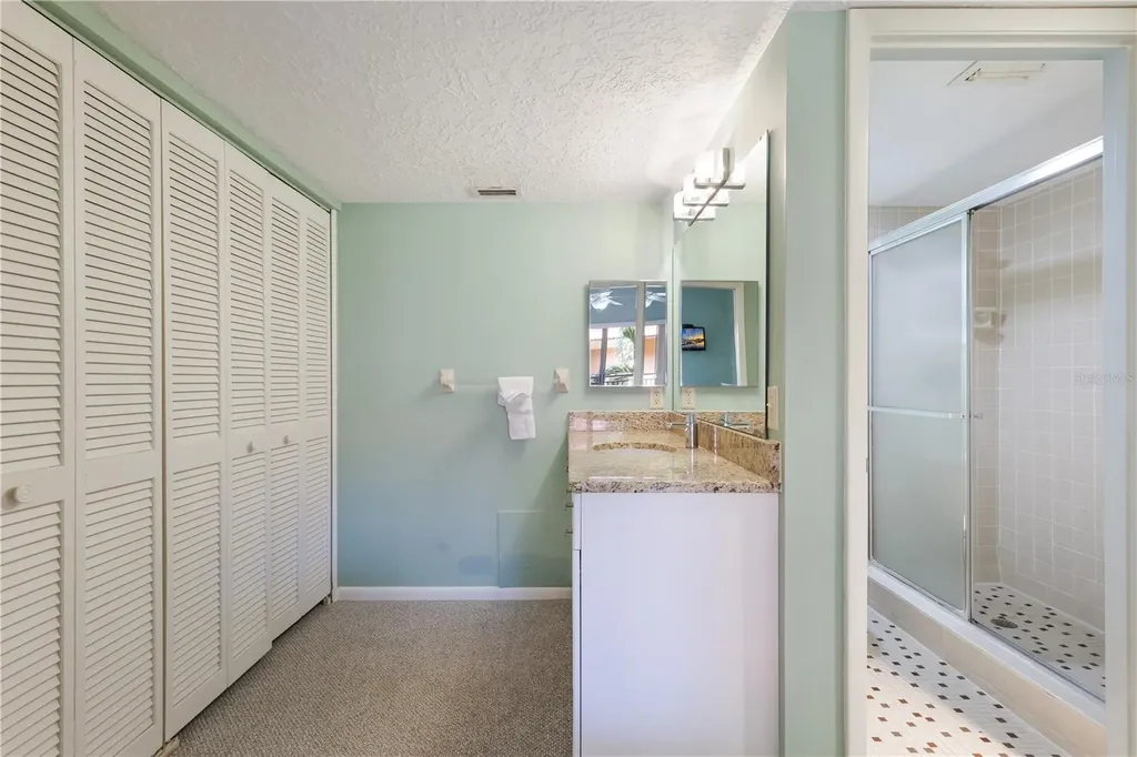 6006 Gulf Drive Holmes Beach FL 34217