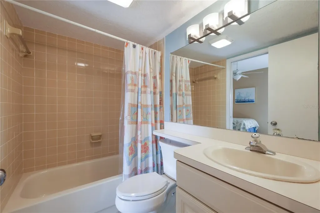 6006 Gulf Drive Holmes Beach FL 34217