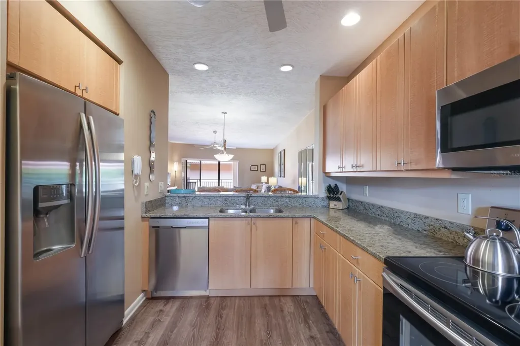 6006 Gulf Drive Holmes Beach FL 34217