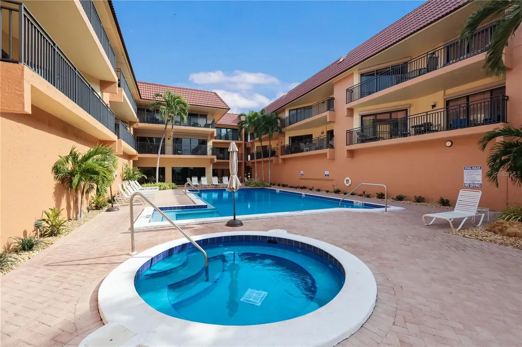 6006 Gulf Drive Holmes Beach FL 34217