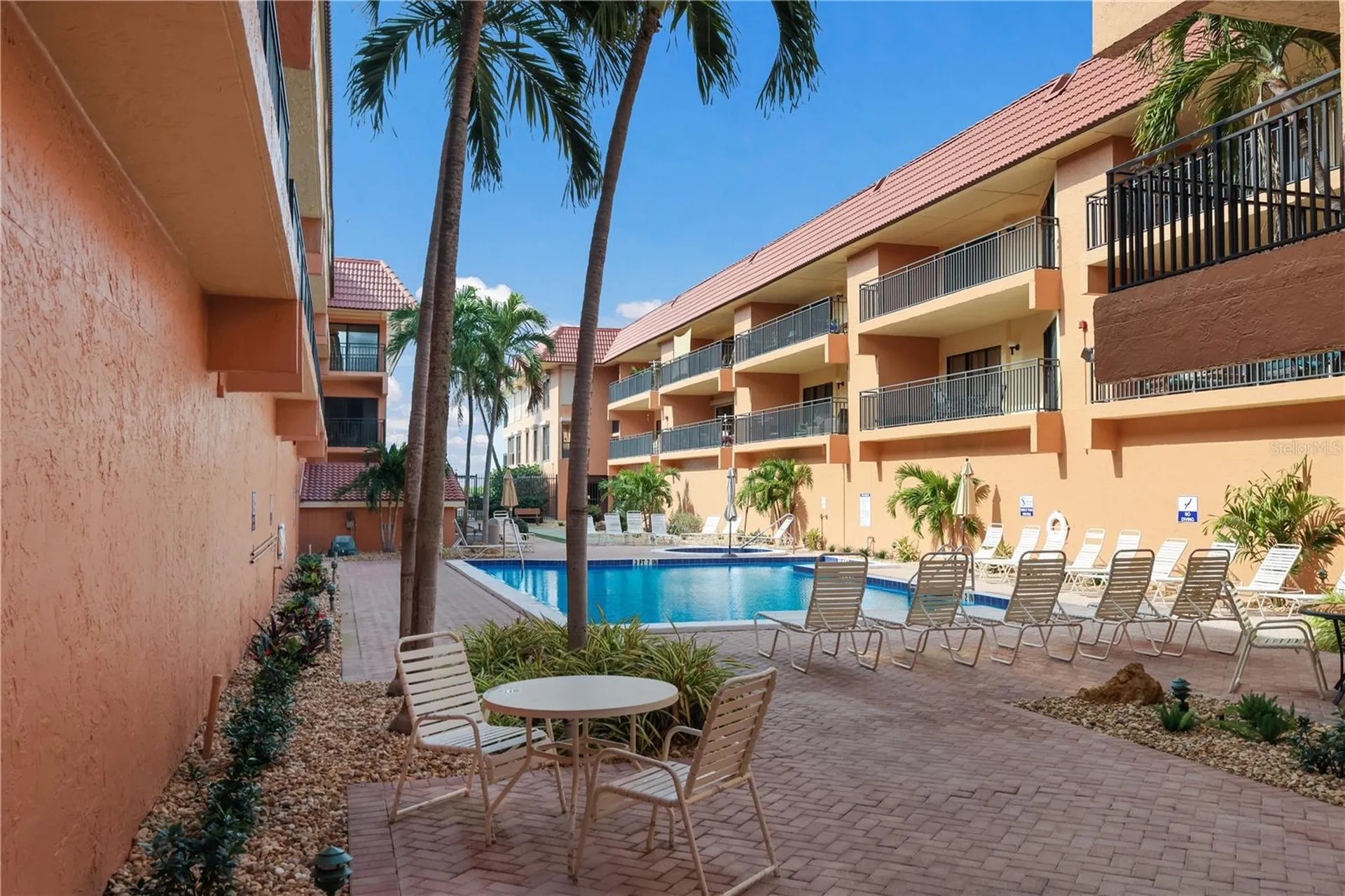 6006 Gulf Drive Holmes Beach FL 34217