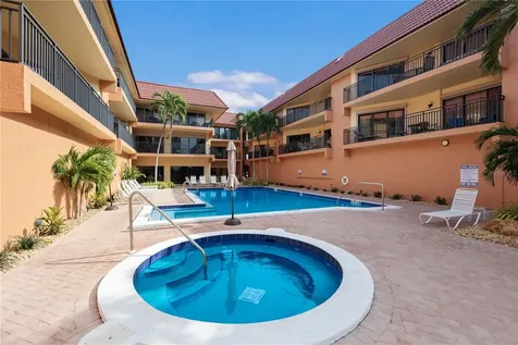 6006 Gulf Drive Holmes Beach FL 34217