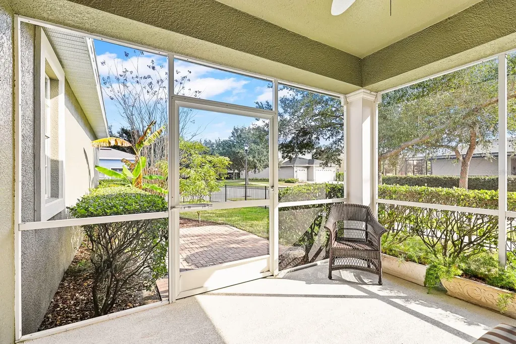 5922 Palmettoside Street Lithia FL 33547