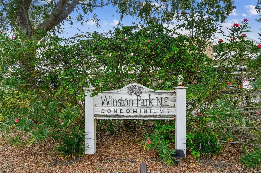 4885 1st Street NE St Petersburg FL 33703