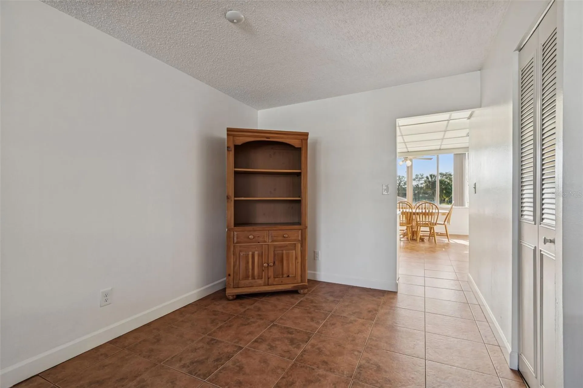 4885 1st Street NE St Petersburg FL 33703