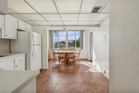 4885 1st Street NE St Petersburg FL 33703