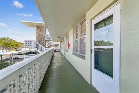 4885 1st Street NE St Petersburg FL 33703