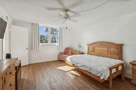 4885 1st Street NE St Petersburg FL 33703