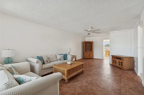 4885 1st Street NE St Petersburg FL 33703
