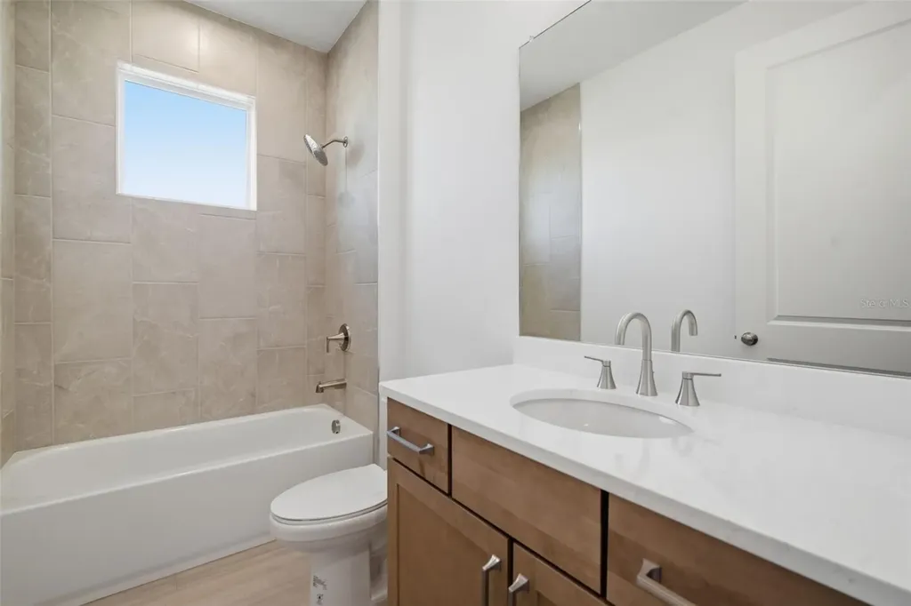 7629 Marina Bay Cove Palmetto FL 34221
