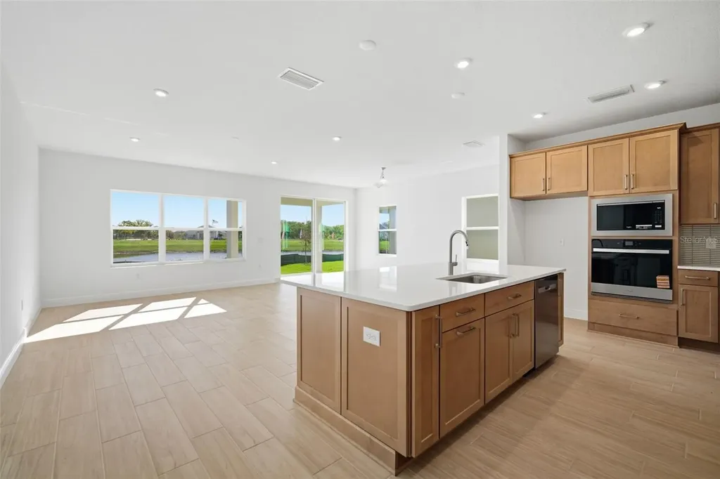 7629 Marina Bay Cove Palmetto FL 34221
