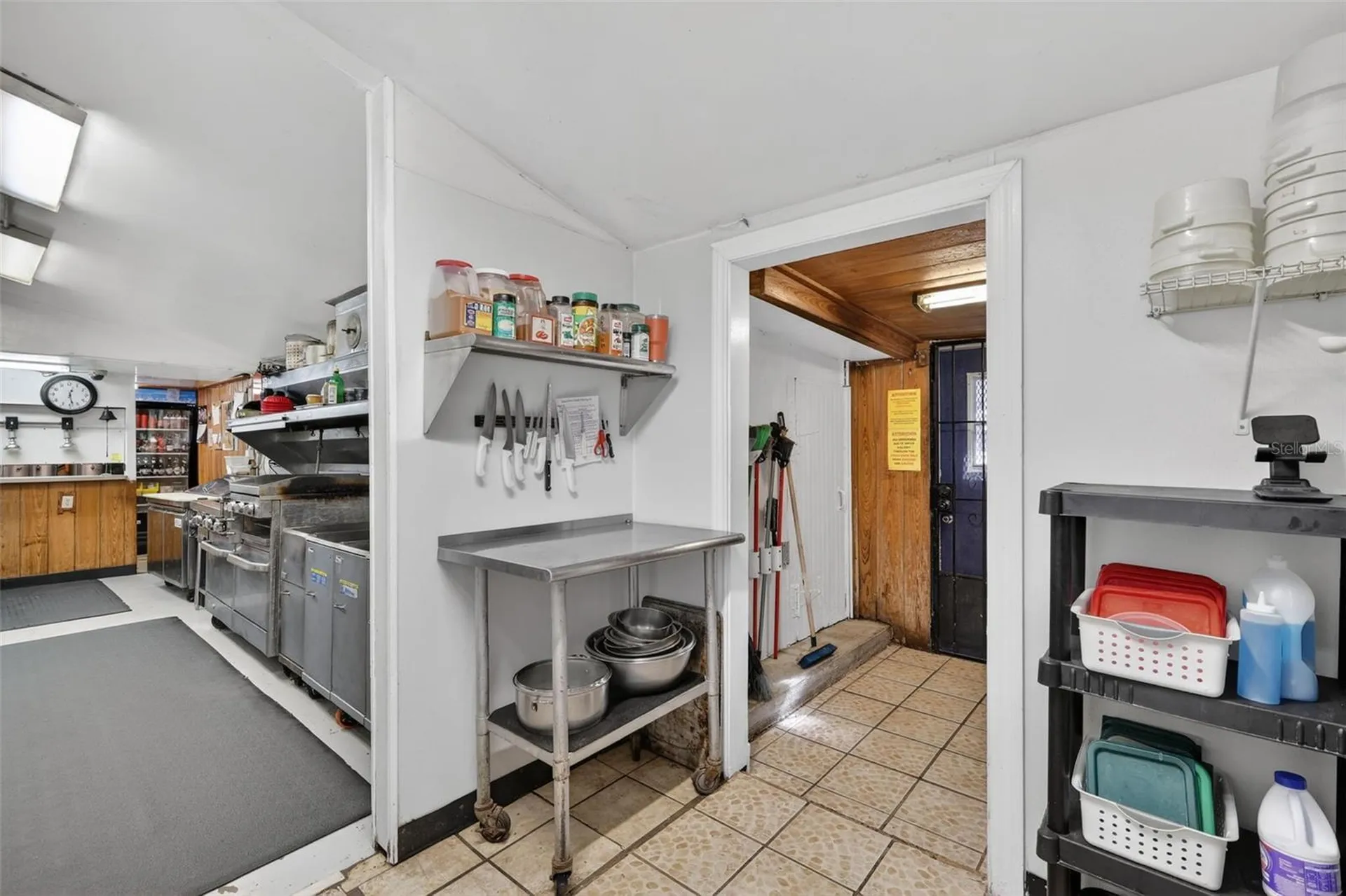 2396 N C 470 Lake Panasoffkee FL 33538