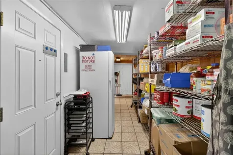 2396 N C 470 Lake Panasoffkee FL 33538