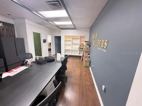 3852 L B Mcleod Road Orlando FL 32805