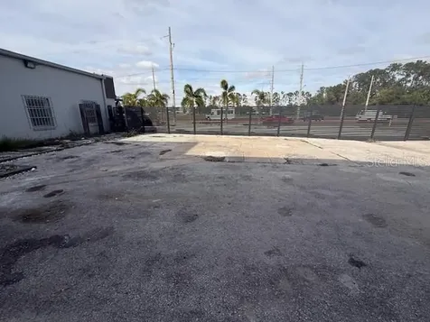 3852 L B Mcleod Road Orlando FL 32805