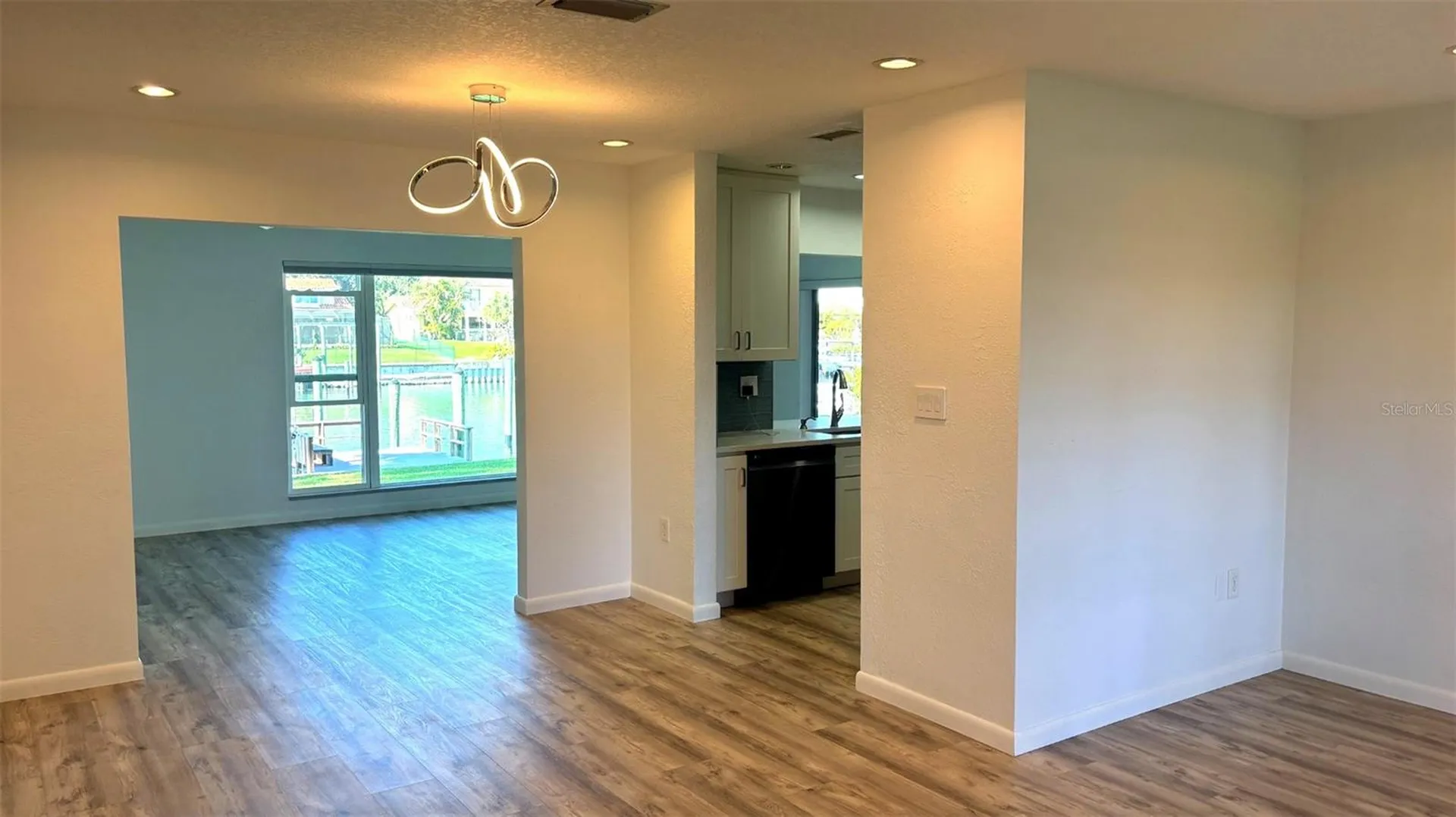 4331 44th Street S St Petersburg FL 33711
