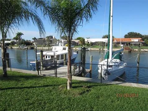 4331 44th Street S St Petersburg FL 33711