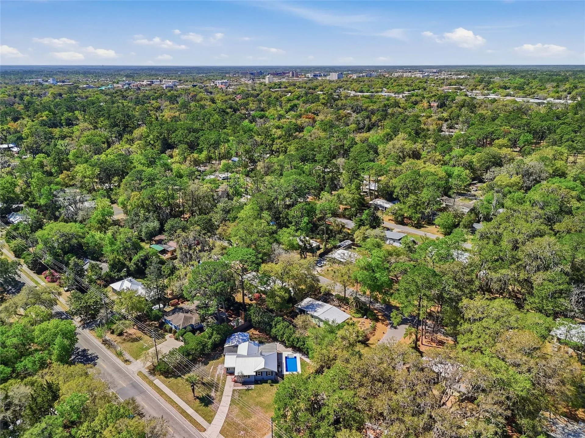 1334 NE 9th St, Street Gainesville FL 32601