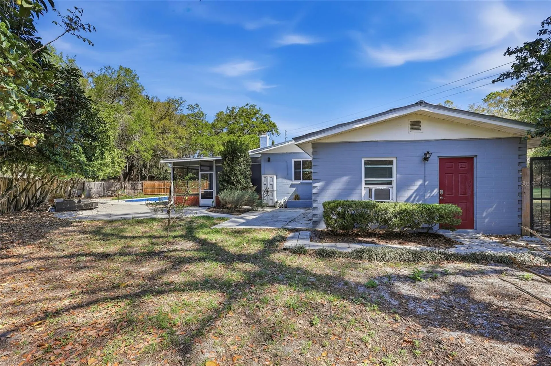 1334 NE 9th St, Street Gainesville FL 32601