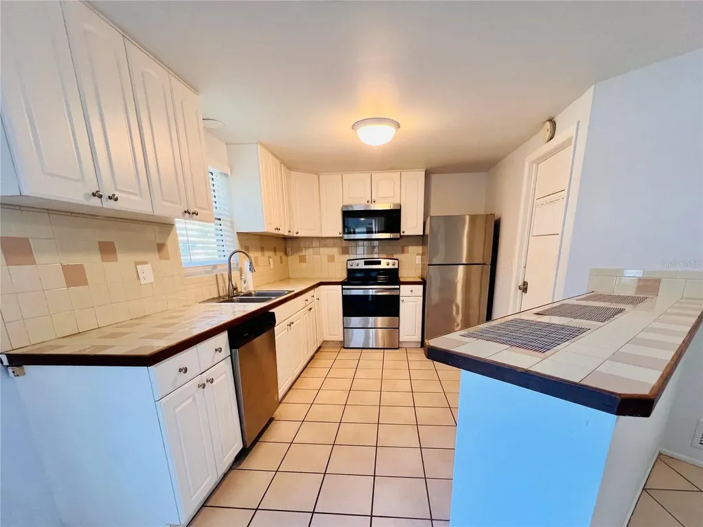402 Belvidere Road Englewood FL 34223