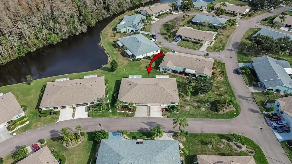 2001 Hartlebury Way Sun City Center FL 33573