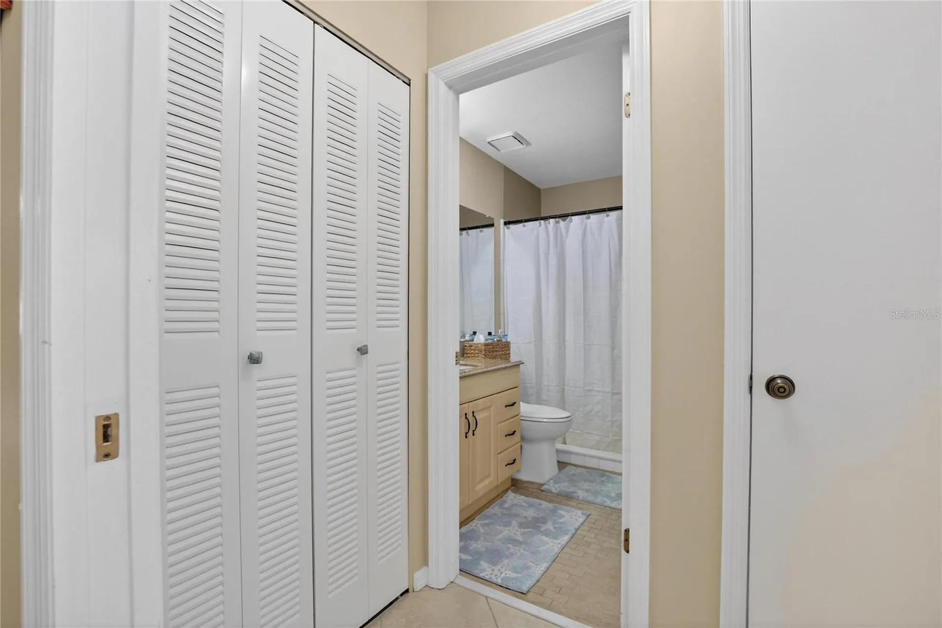 2001 Hartlebury Way Sun City Center FL 33573