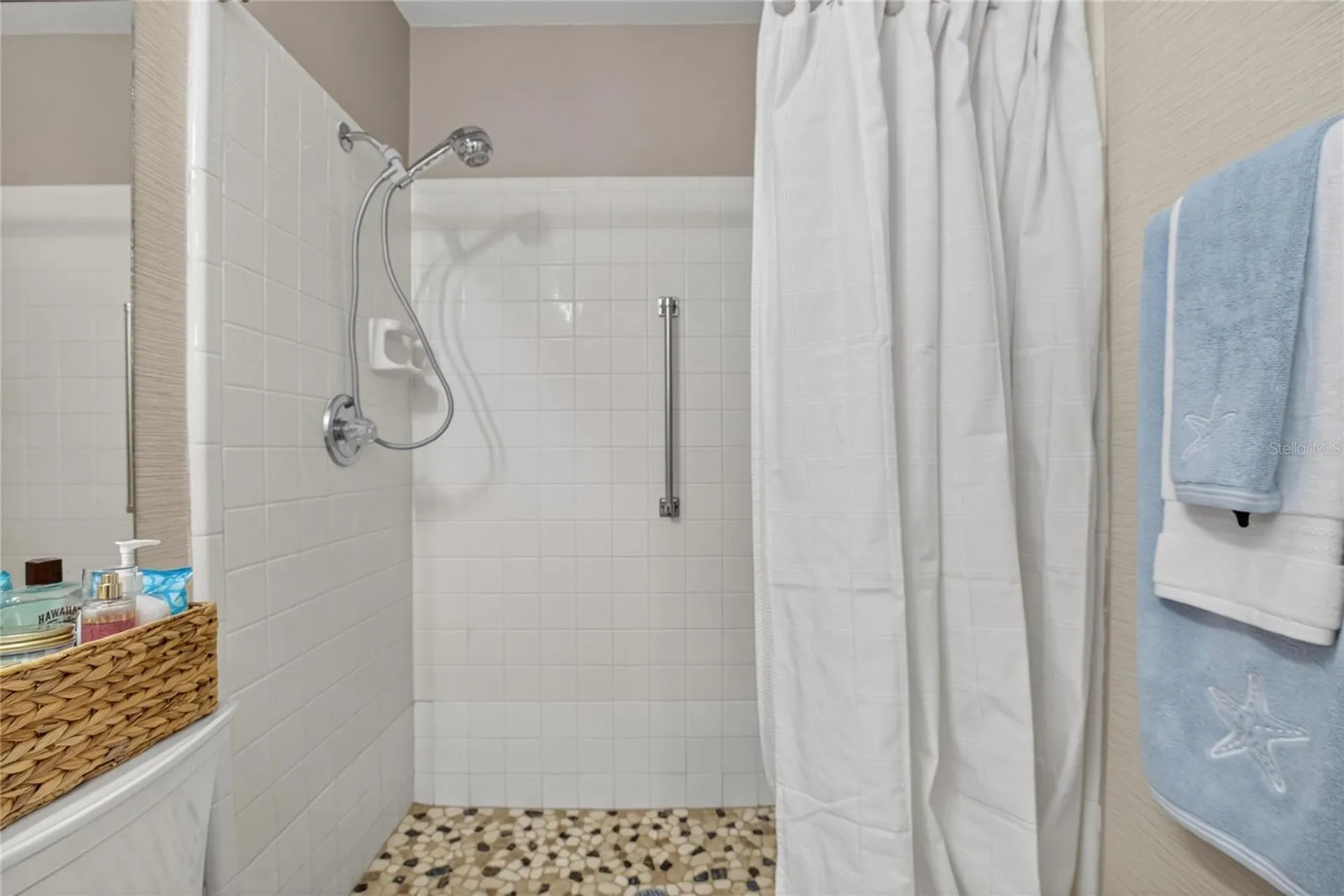 2001 Hartlebury Way Sun City Center FL 33573
