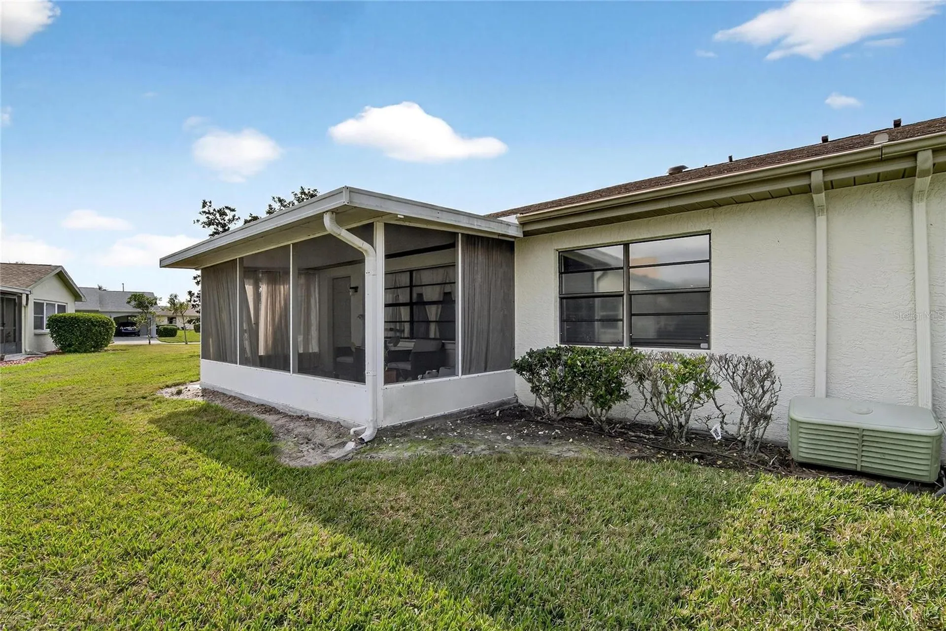 2001 Hartlebury Way Sun City Center FL 33573