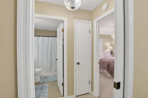 2001 Hartlebury Way Sun City Center FL 33573