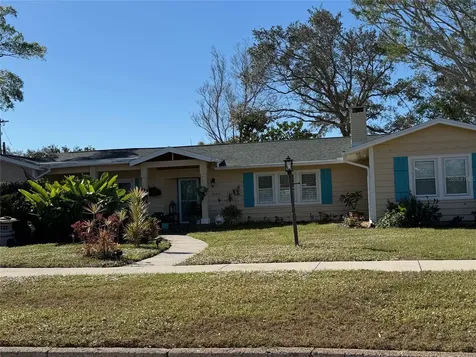 7402 Westmoreland Drive Sarasota FL 34243