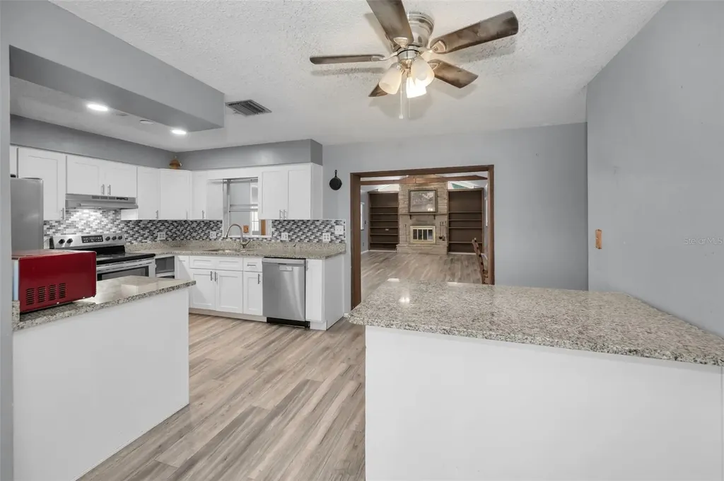 14557 Apache Avenue Largo FL 33774