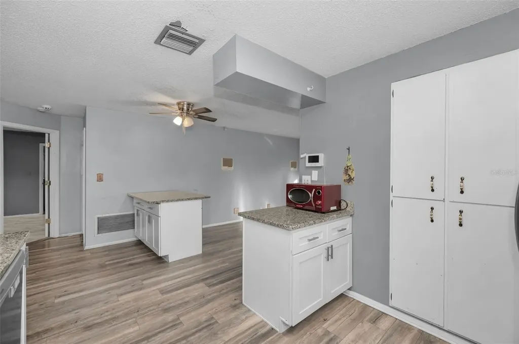 14557 Apache Avenue Largo FL 33774