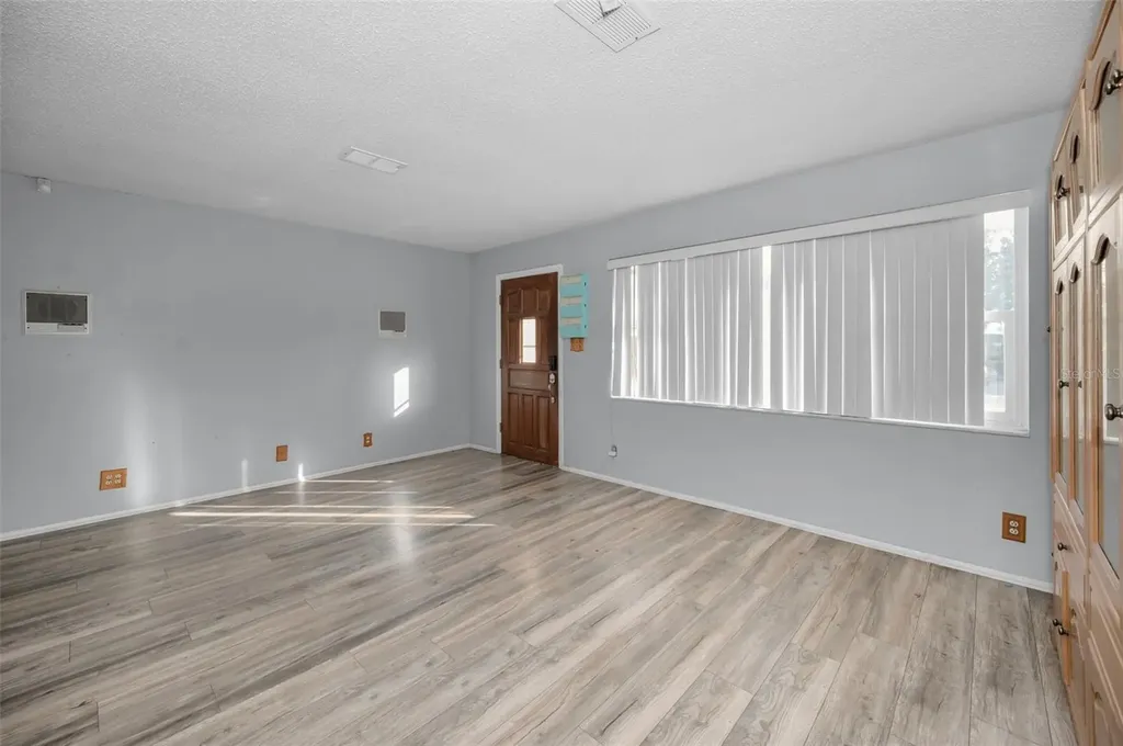 14557 Apache Avenue Largo FL 33774