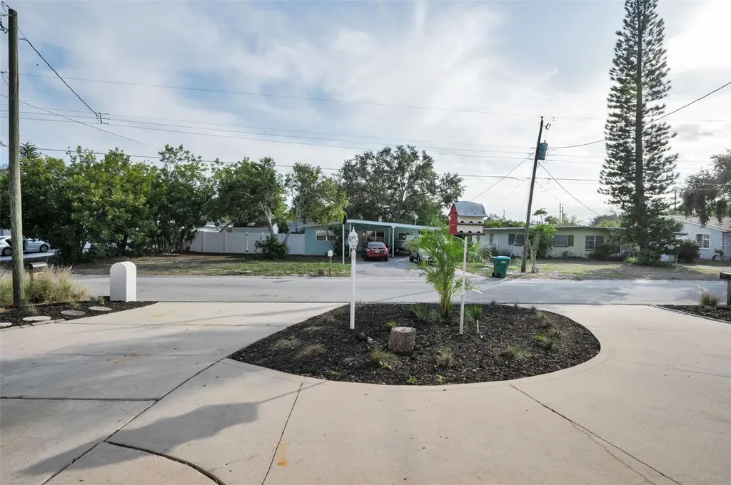 14557 Apache Avenue Largo FL 33774