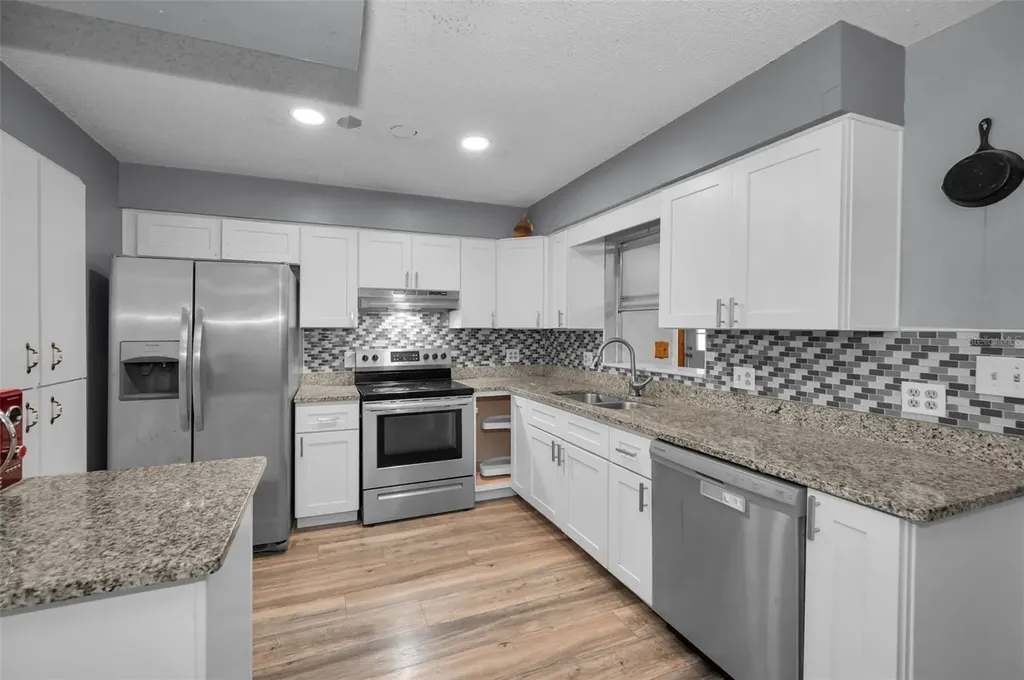 14557 Apache Avenue Largo FL 33774