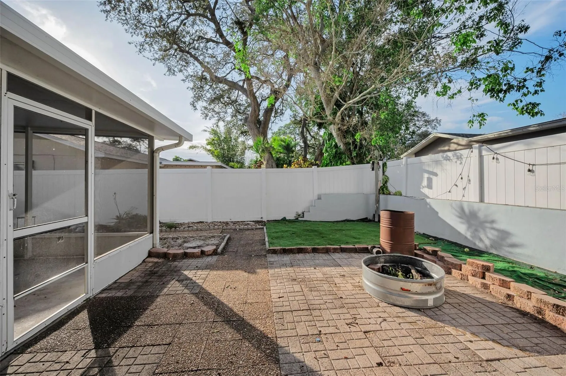 14557 Apache Avenue Largo FL 33774