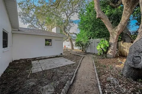 14557 Apache Avenue Largo FL 33774