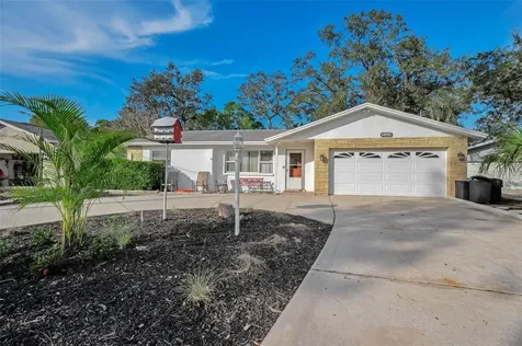 14557 Apache Avenue Largo FL 33774