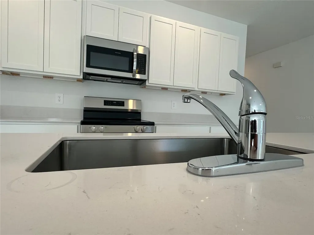 5434 Lewisham Drive Davenport FL 33837